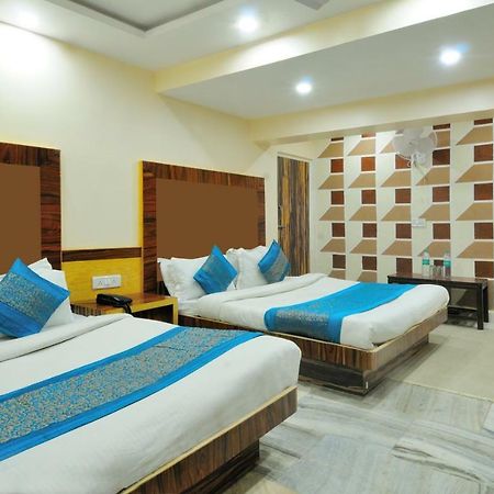 Hotel Lahorimal Deluxe New Delhi Buitenkant foto
