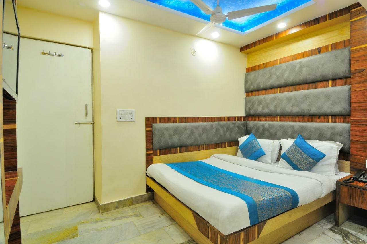 Hotel Lahorimal Deluxe New Delhi Buitenkant foto