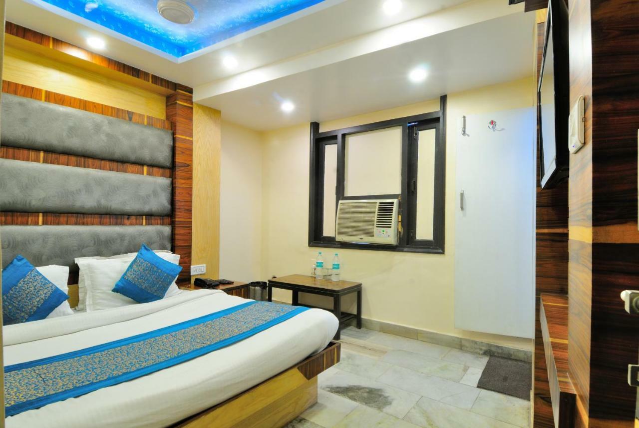 Hotel Lahorimal Deluxe New Delhi Buitenkant foto