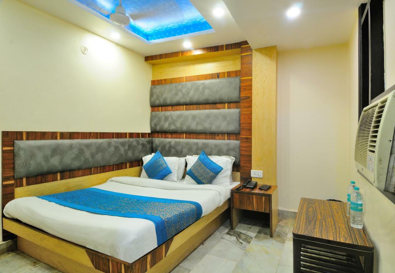 Hotel Lahorimal Deluxe New Delhi Buitenkant foto