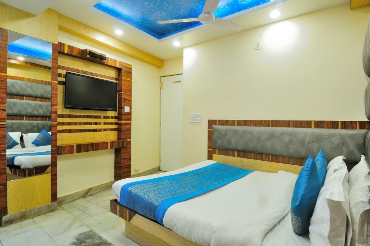 Hotel Lahorimal Deluxe New Delhi Buitenkant foto