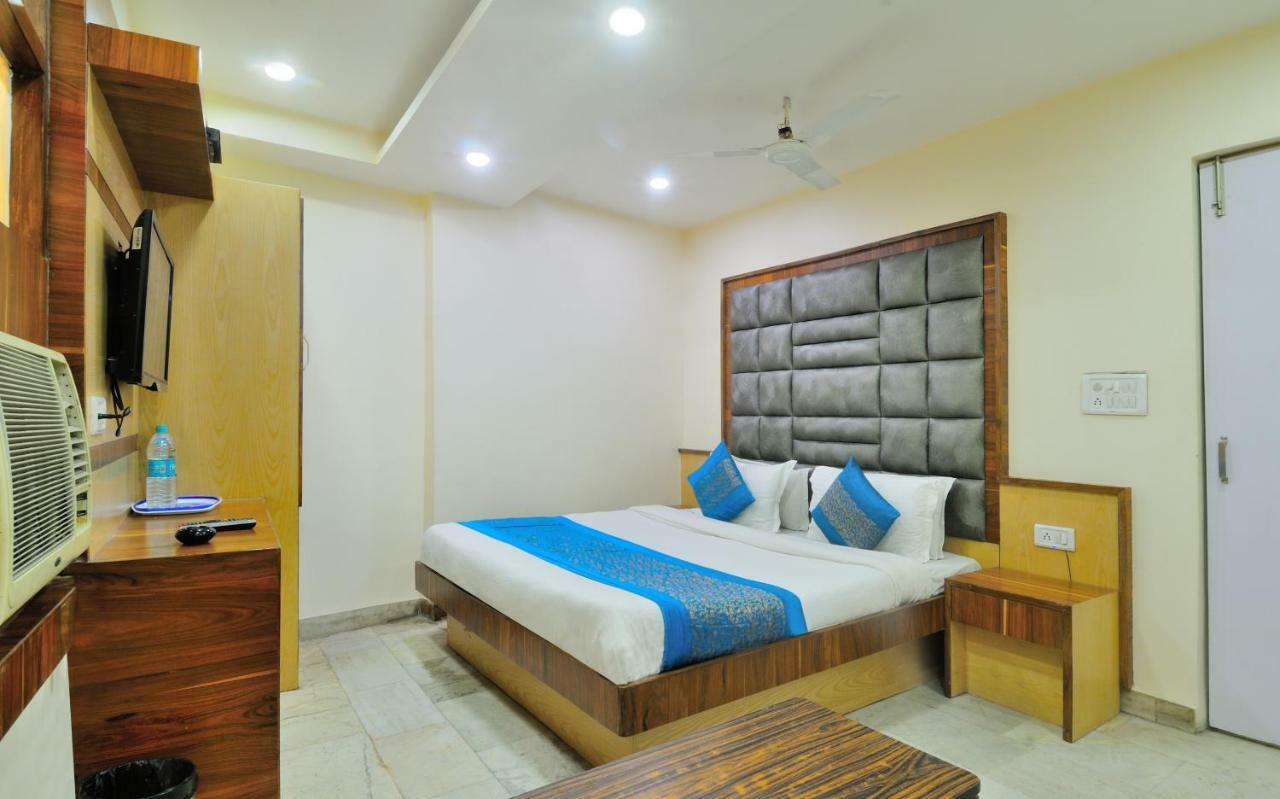 Hotel Lahorimal Deluxe New Delhi Buitenkant foto